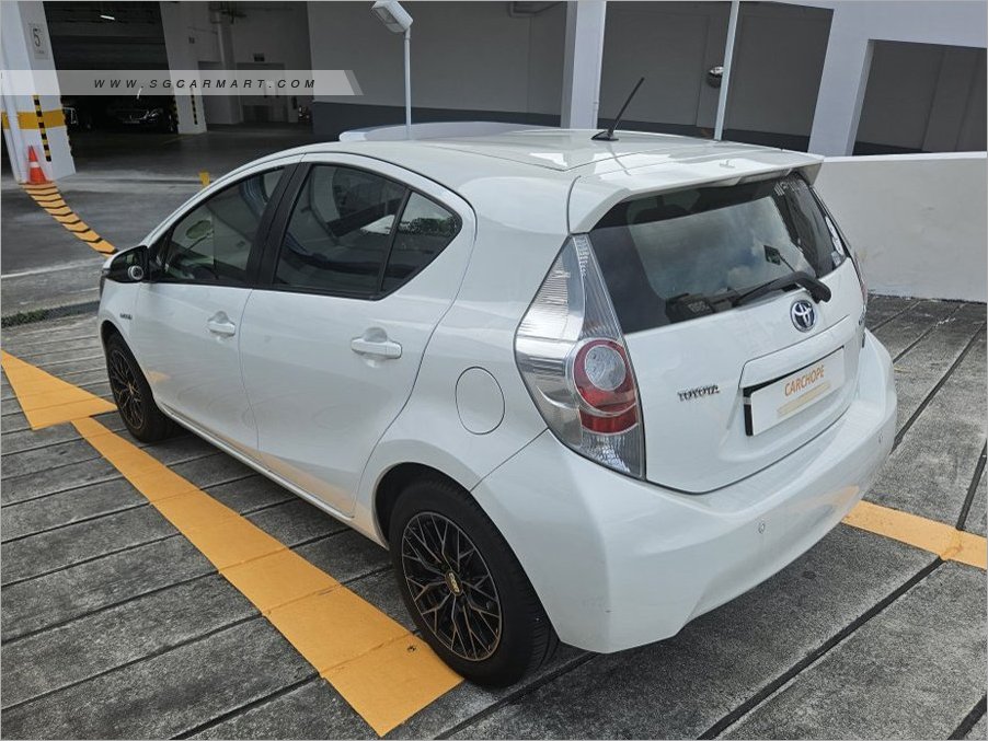 Toyota Prius C Hybrid 1.5A (COE till 05/2027)