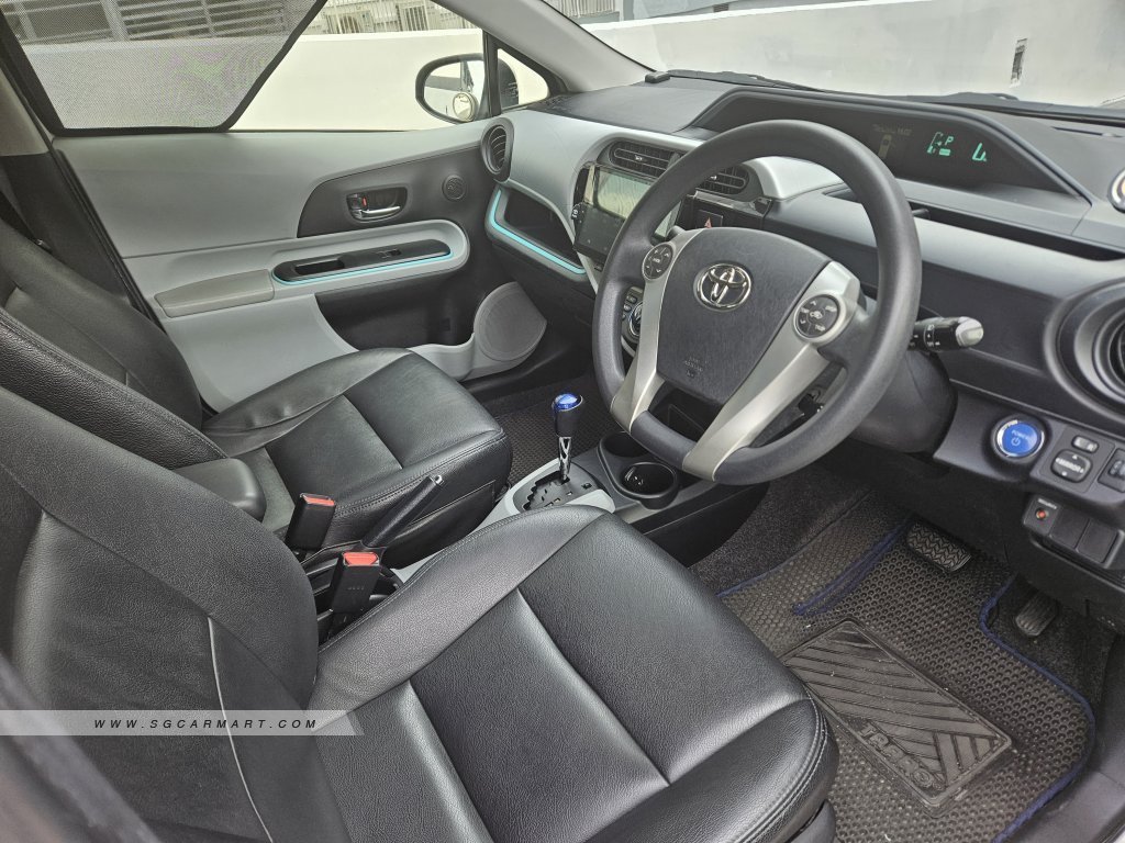 Toyota Prius C Hybrid 1.5A (COE till 05/2027)
