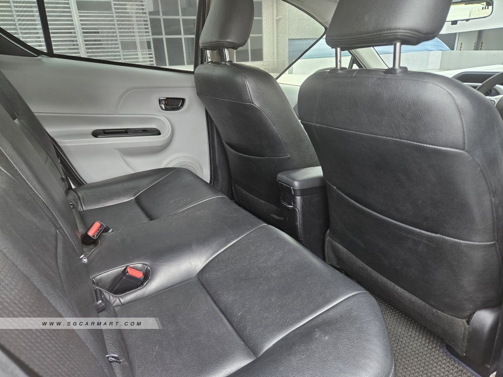 Toyota Prius C Hybrid 1.5A (COE till 05/2027)