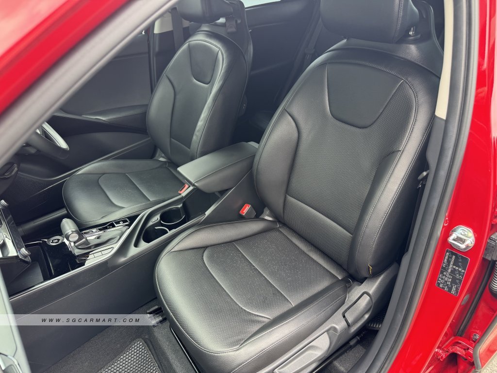 Kia Niro Hybrid 1.6A EX GDi DCT
