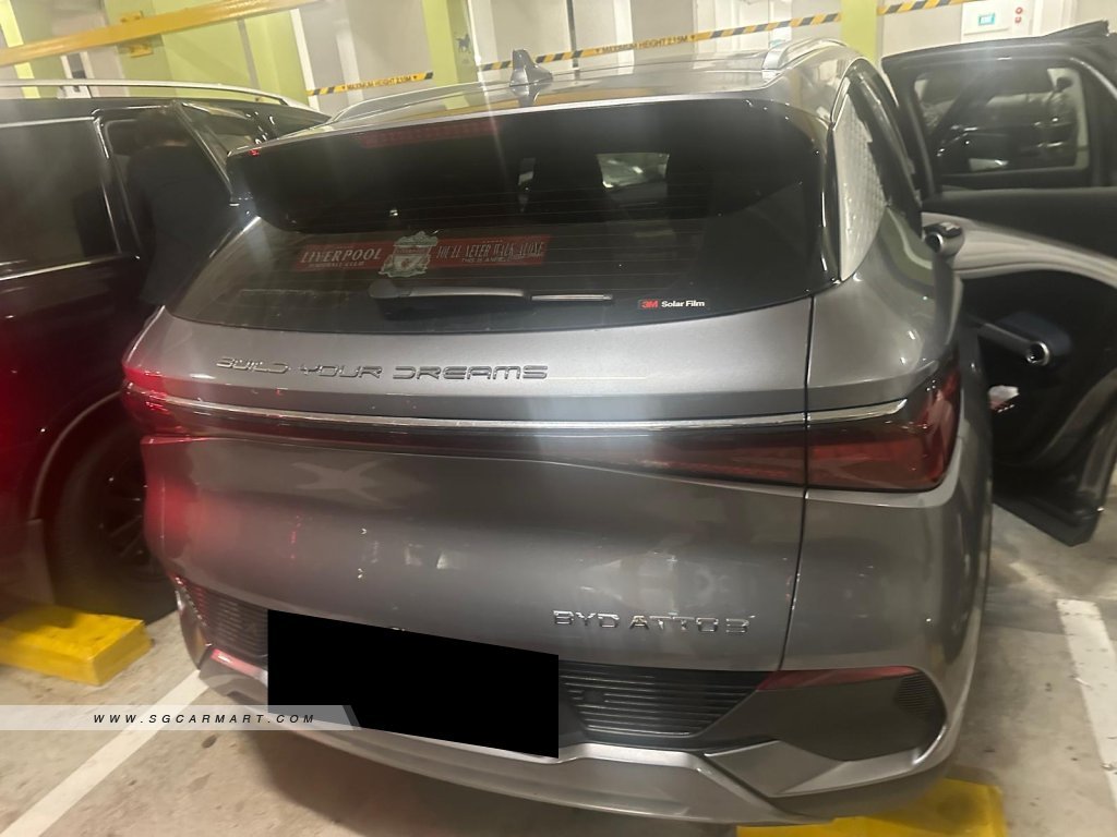 BYD Atto 3 Electric Sunroof