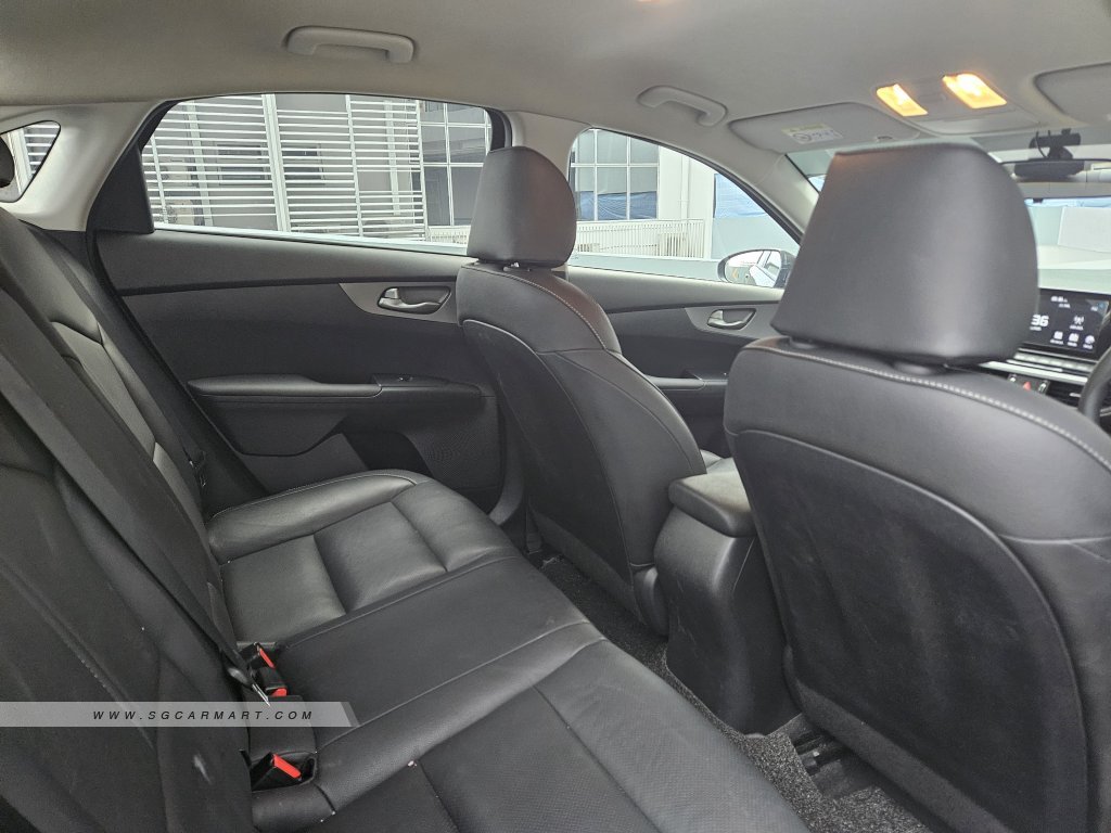 Kia Cerato 1.6A LX