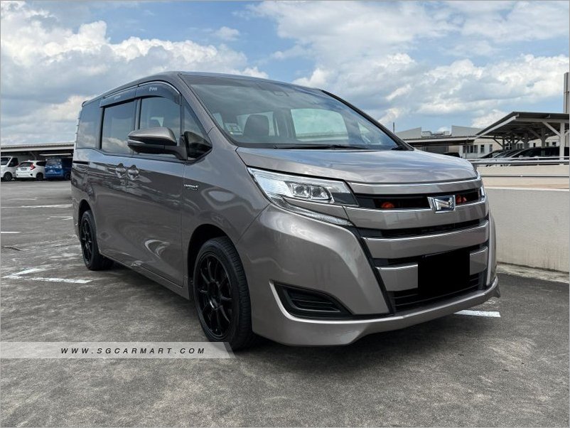 Used 2020 Toyota Noah Hybrid 1.8A X for Sale | Car Times