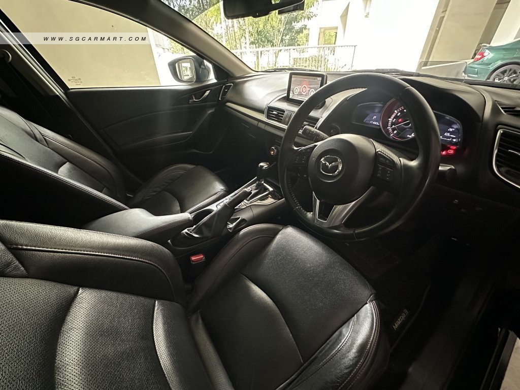 Mazda 3 HB 1.5A (New 5-yr COE)