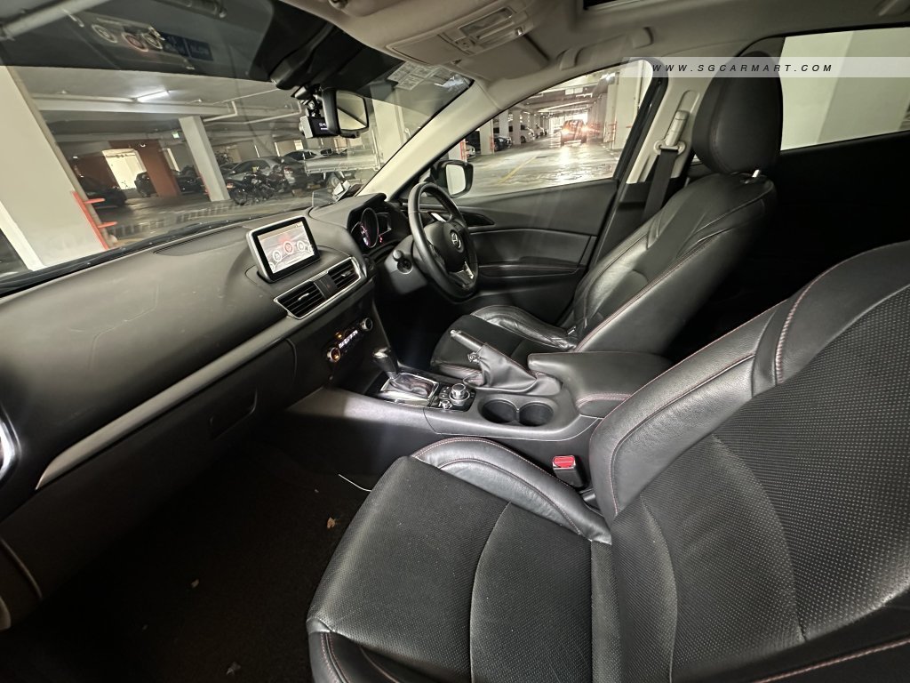 Mazda 3 HB 1.5A (New 5-yr COE)