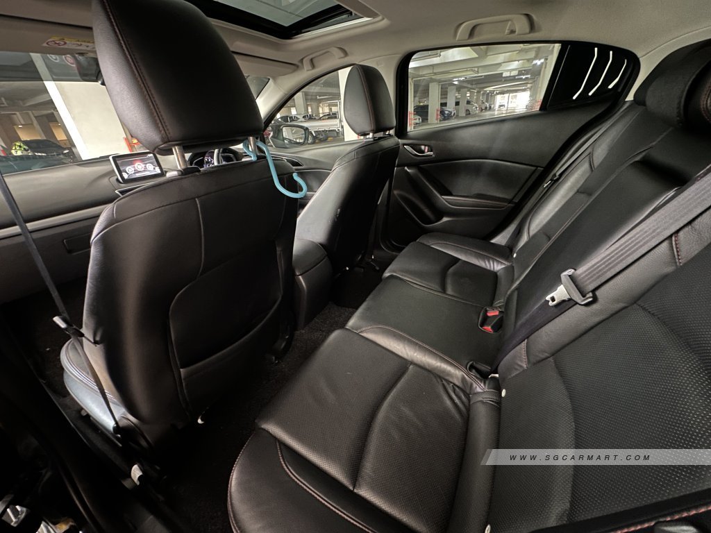Mazda 3 HB 1.5A (New 5-yr COE)