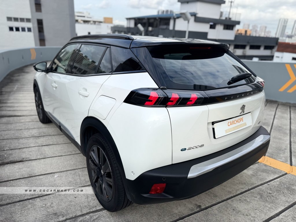 Peugeot e-2008 Electric GT