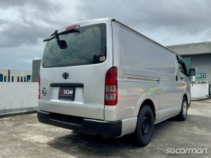 Toyota RegiusAce 2.8A DX
