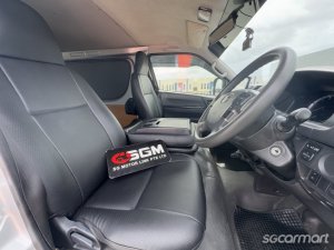 Toyota RegiusAce 2.8A DX