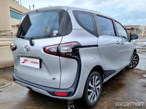 Toyota Sienta 1.5A Elegance