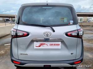 Toyota Sienta 1.5A Elegance