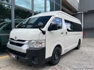 Toyota Hiace Commuter 2.8A GL High Roof