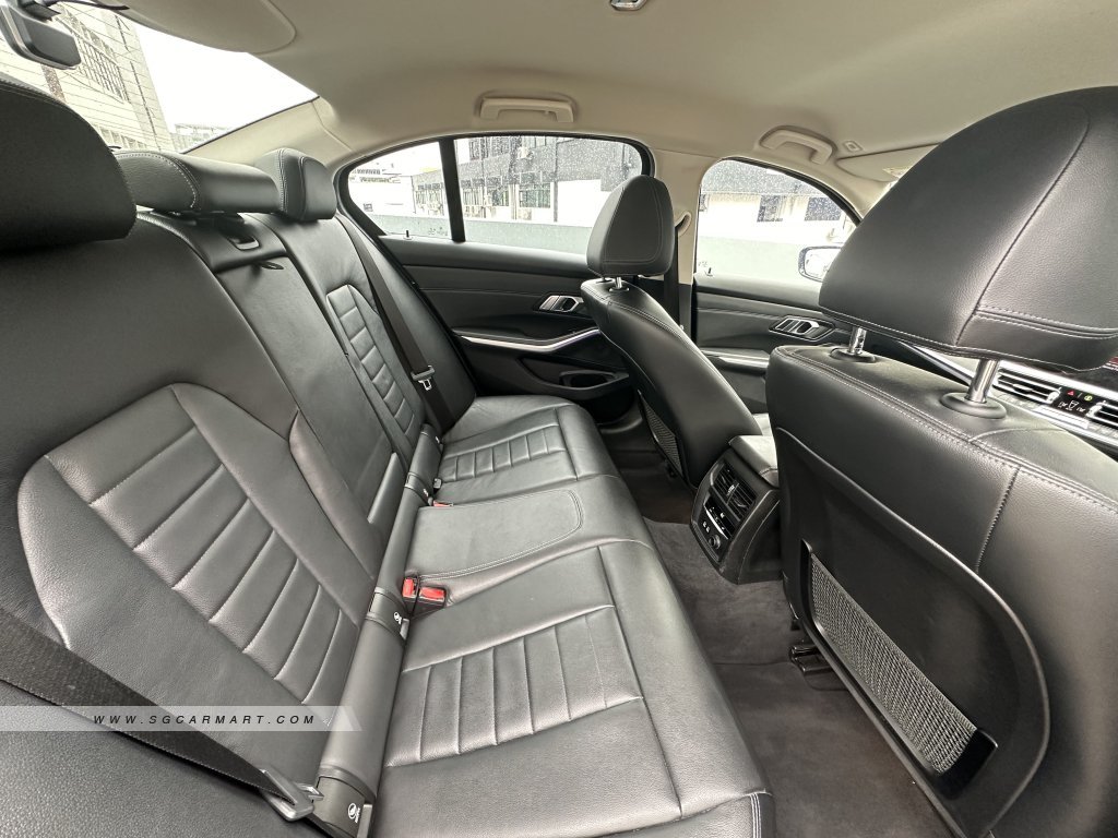 BMW 3 Series 320i Highline