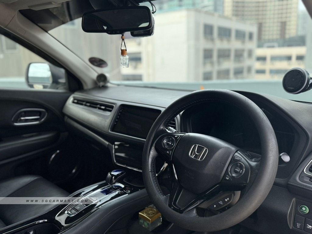 Honda Vezel Hybrid 1.5A X