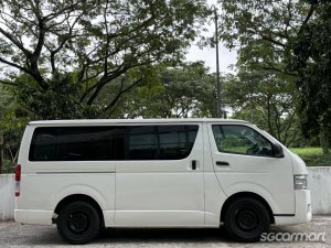 Toyota Hiace 2.8A DX GL