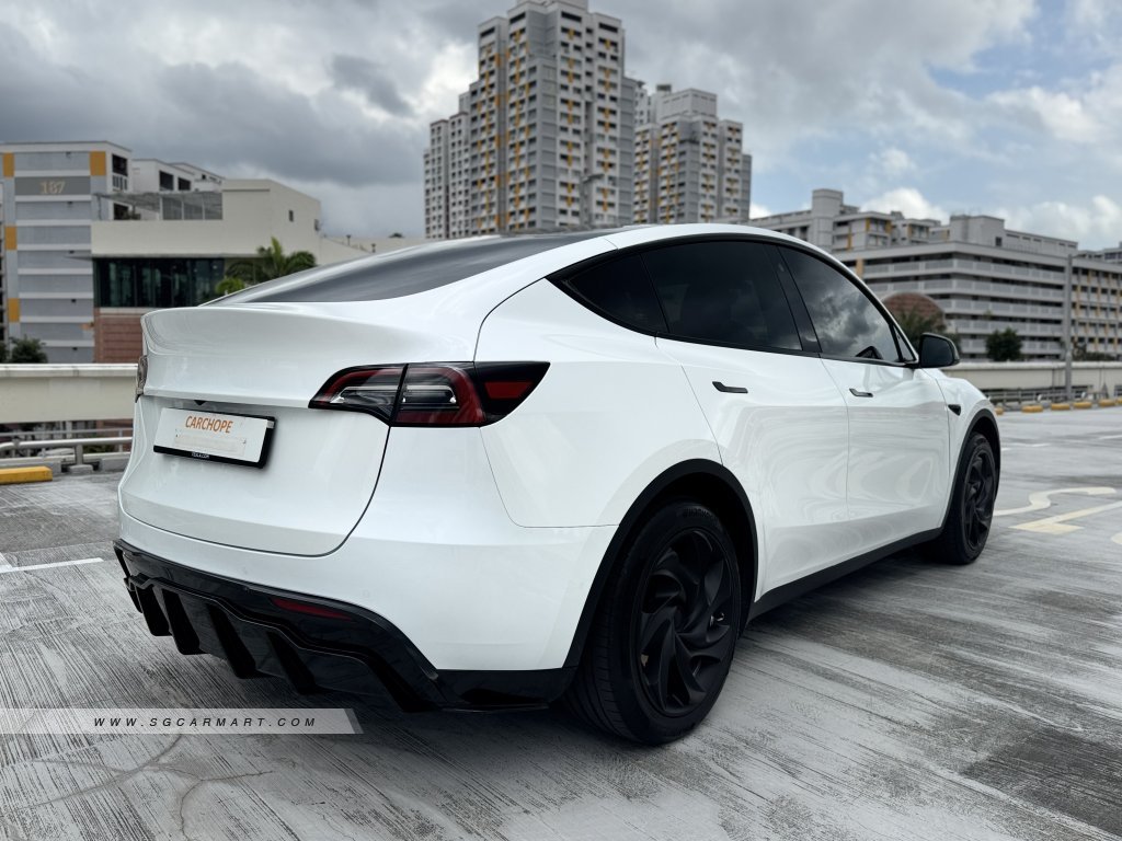 Tesla Model Y Electric RWD