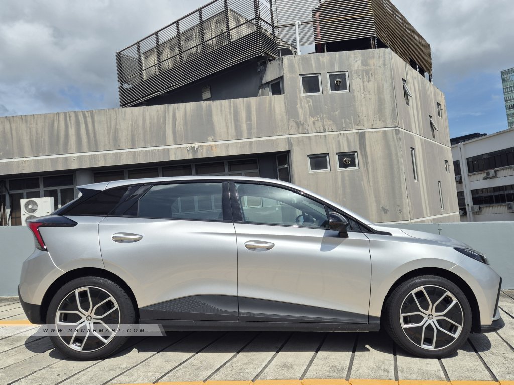 MG 4 Electric Trophy Sport LR