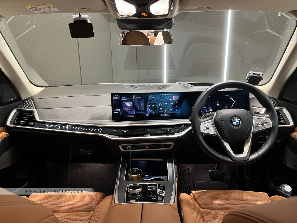 BMW X7 xDrive40i 7-Seater