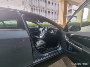 Volvo S60 T2