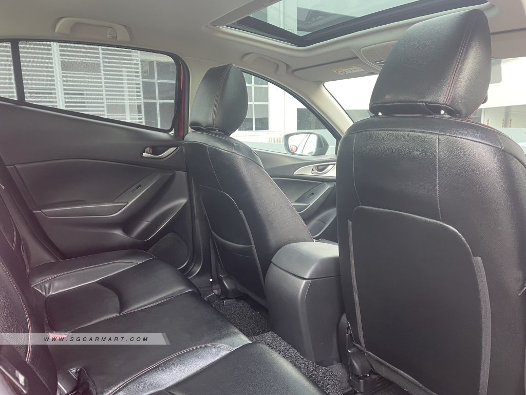 Mazda 3 1.5A Sunroof