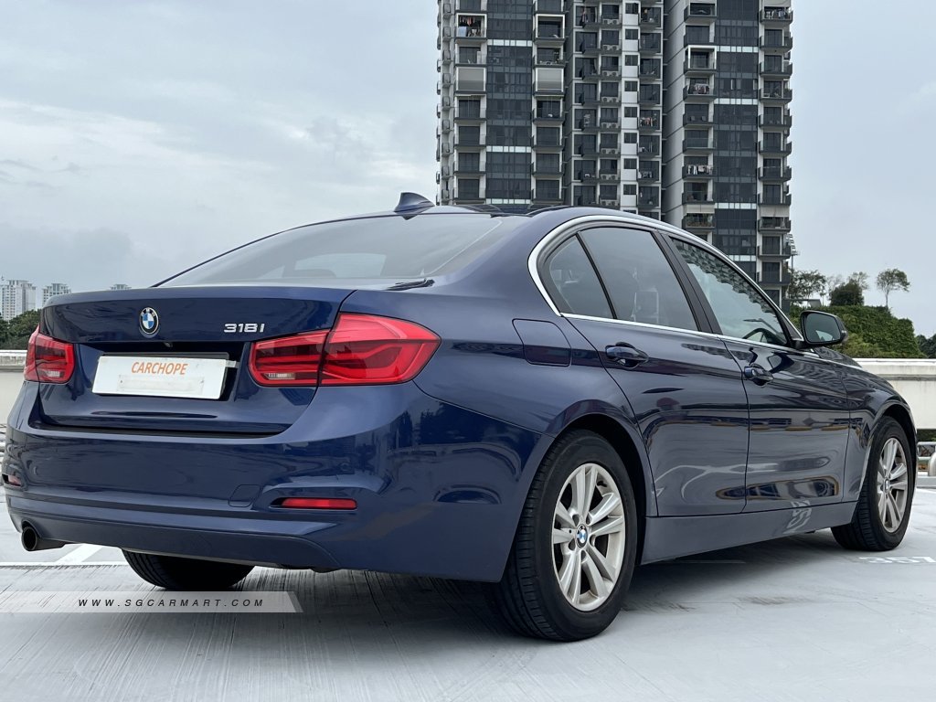 BMW 3 Series 318i