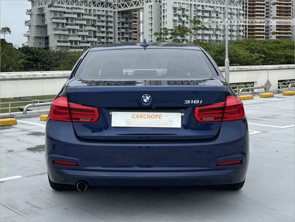 BMW 3 Series 318i