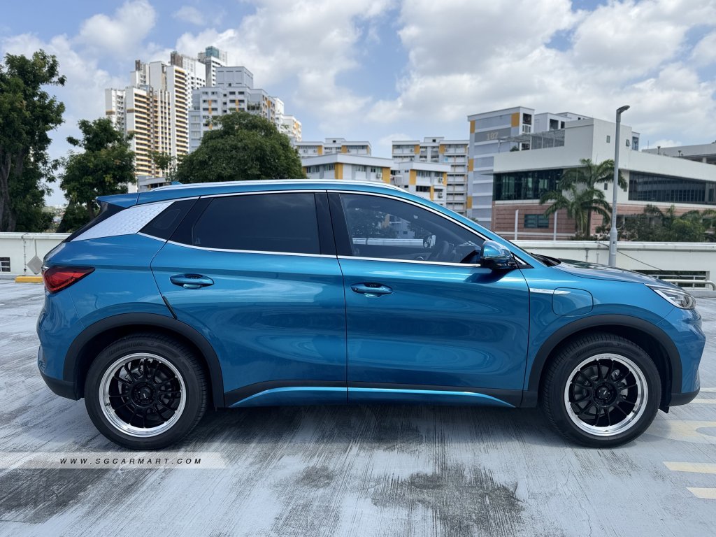 BYD Atto 3 Electric Sunroof