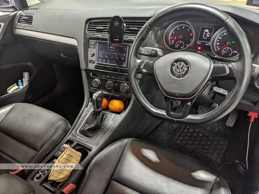 Volkswagen Golf 1.0A TSI Trendline