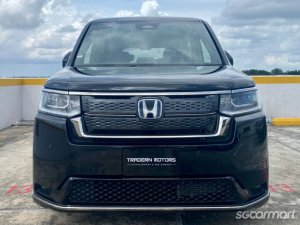 Honda Stepwagon Hybrid Spada 2.0A e-HEV Honda Sensing