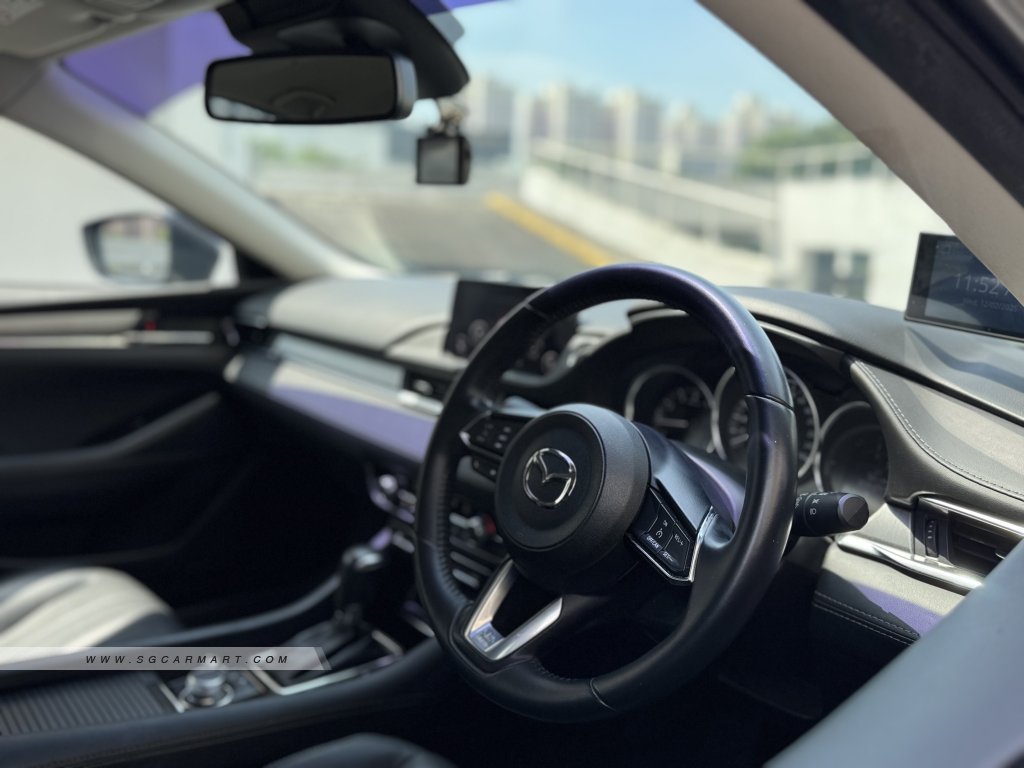 Mazda 6 2.0A