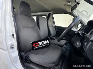 Toyota Hiace 2.8A DX