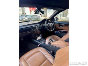BMW 3 Series 325i Convertible (COE till 05/2029)