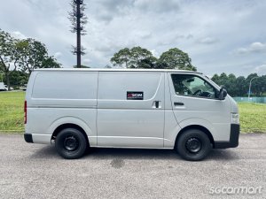 Toyota Hiace 3.0M DX (New 5-yr COE)