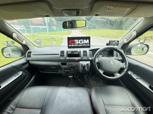 Toyota Hiace 3.0M DX (New 5-yr COE)