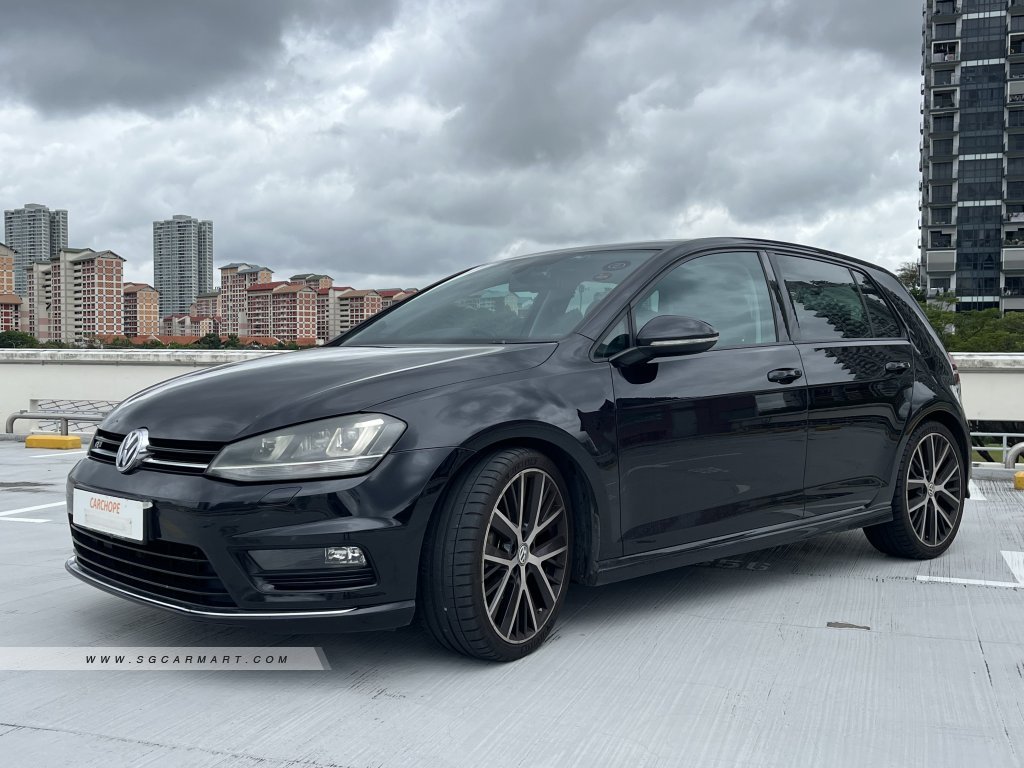 Volkswagen Golf 1.4A TSI R-Line Sunroof