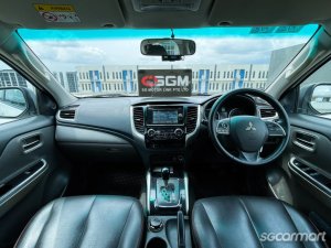Mitsubishi Triton L200 Double-Cab 2.4A