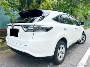 Toyota Harrier 2.0A Elegance Panoramic Roof