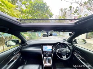 Toyota Harrier 2.0A Elegance Panoramic Roof