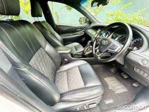 Toyota Harrier 2.0A Elegance Panoramic Roof