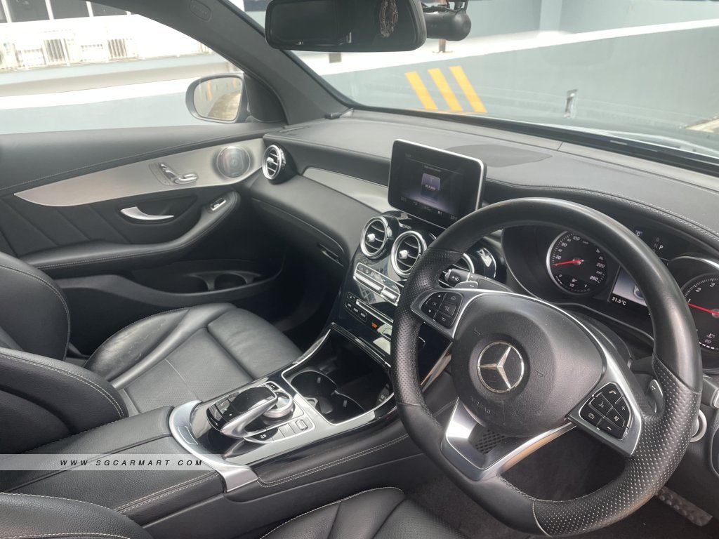 Mercedes-Benz GLC-Class GLC250 Coupe AMG Line