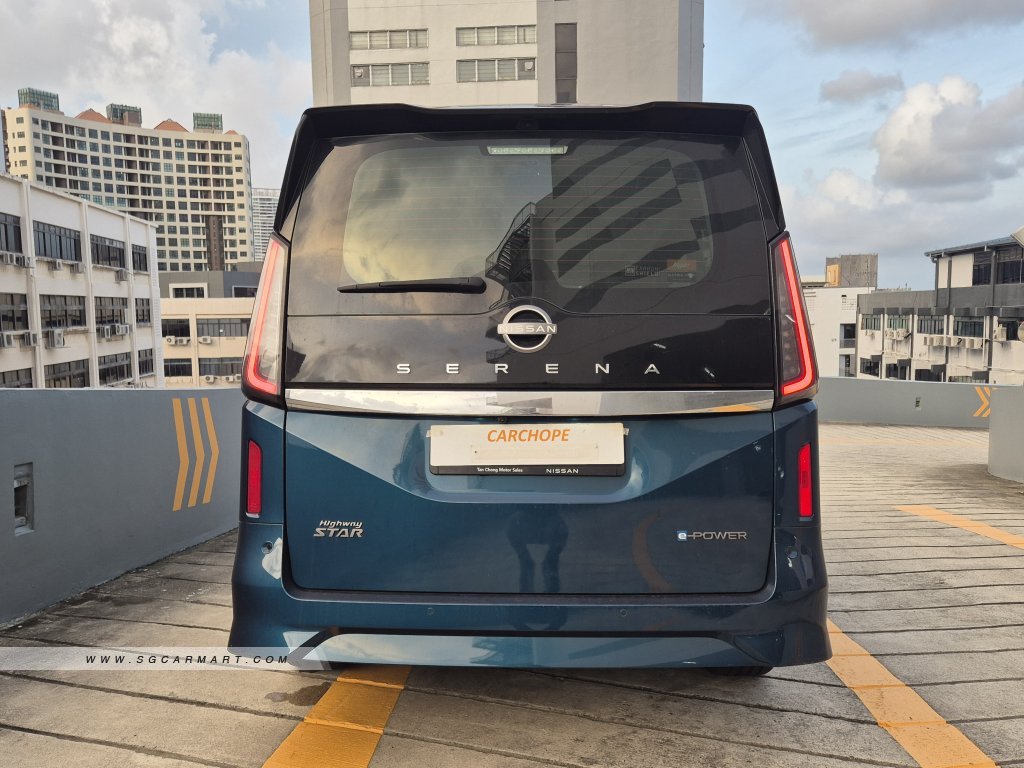 Nissan Serena e-POWER Hybrid 1.4A Highway Star Prestige