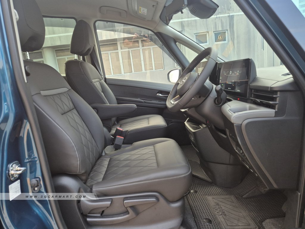 Nissan Serena e-POWER Hybrid 1.4A Highway Star Prestige