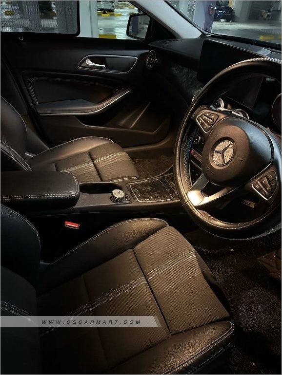 Mercedes-Benz GLA-Class GLA180 Urban Edition