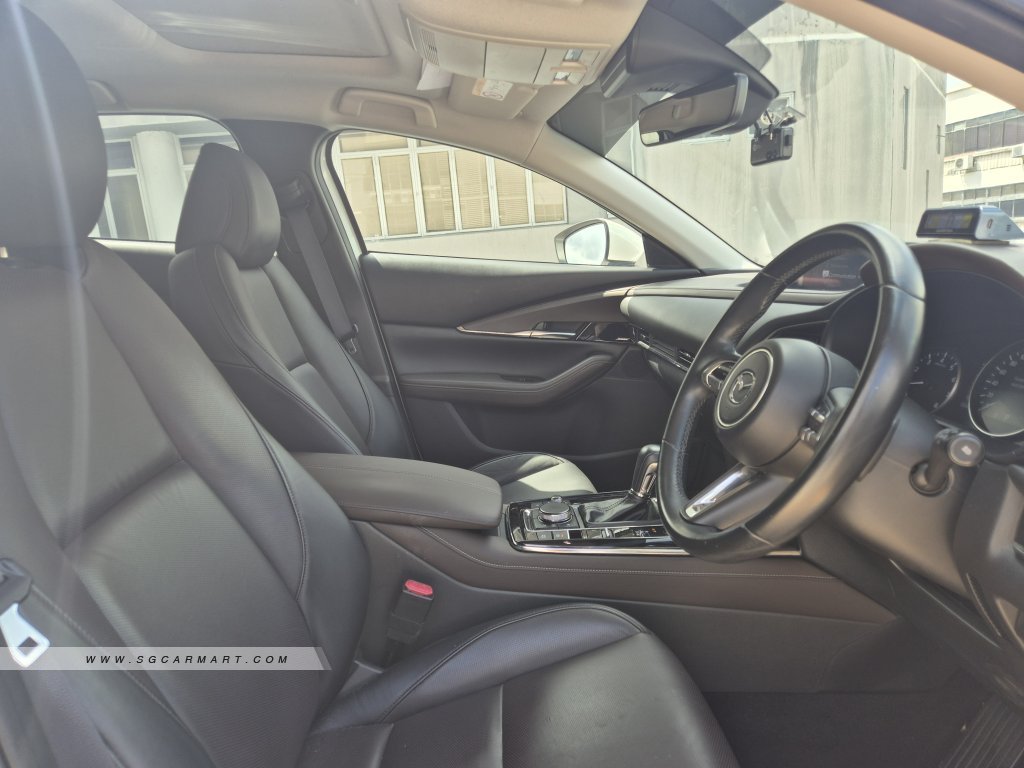 Mazda CX-30 2.0A Luxury