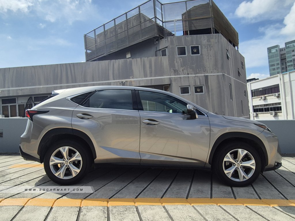 Lexus NX Turbo NX200t Luxury Sunroof