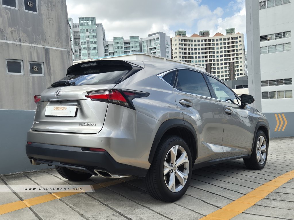 Lexus NX Turbo NX200t Luxury Sunroof