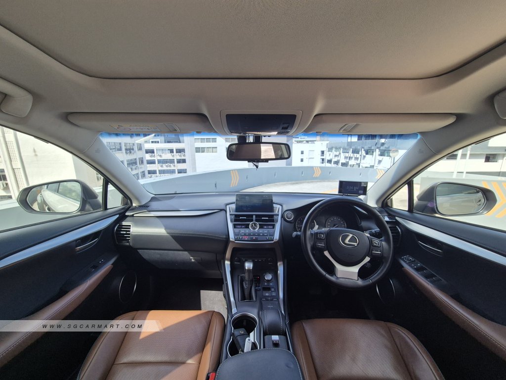 Lexus NX Turbo NX200t Luxury Sunroof