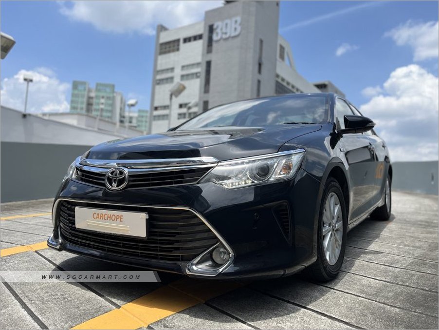 Toyota Camry 2.0A