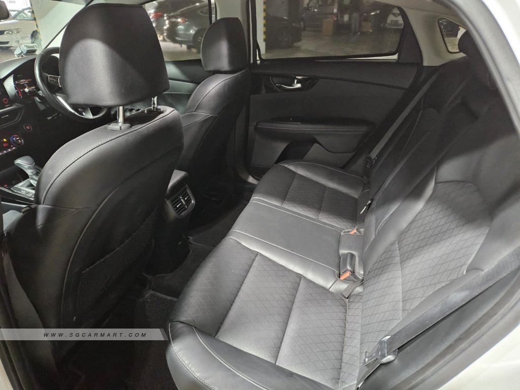 Kia Cerato 1.6A Smartstream SX Sunroof