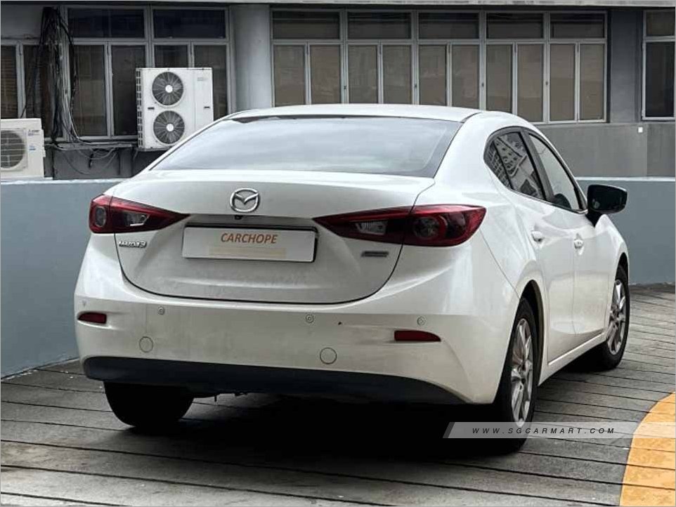 Mazda 3 1.5A Deluxe Sunroof